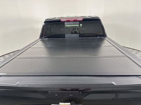 Used 2022 Chevrolet Silverado 1500 High Country w/ Technology Package AWD/4WD image 29