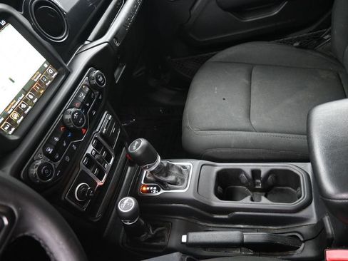 Used 2023 Jeep Wrangler Unlimited Sport AWD/4WD image 23