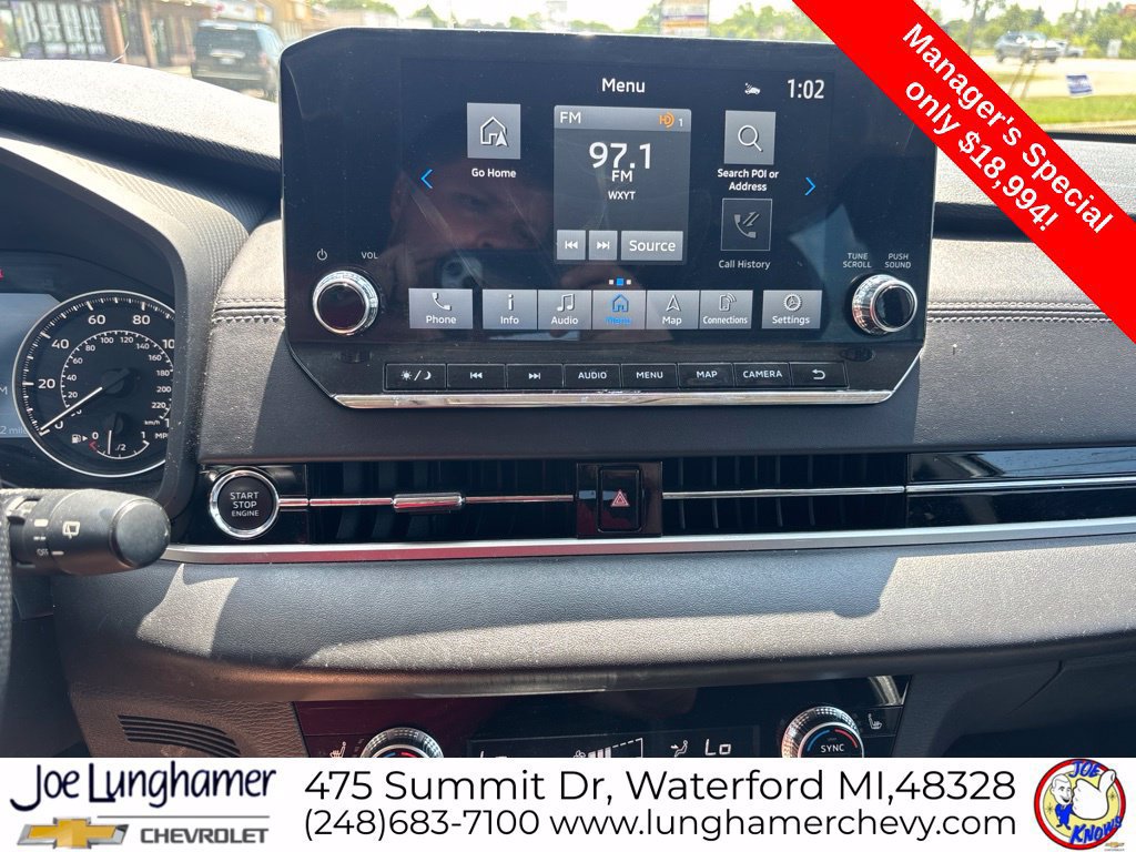 Used 2023 Mitsubishi Outlander SE FWD image 13