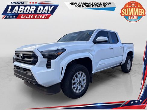 Used 2024 Toyota Tacoma SR5 RWD image 1
