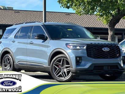 Used 2025 Ford Explorer ST