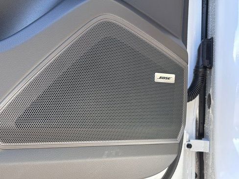 New 2026 Porsche Cayenne image 23