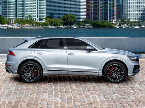 Used 2023 Audi Q8 Premium Plus w/ Premium Plus Package image 4