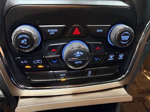 Used 2014 Jeep Grand Cherokee Altitude AWD/4WD image 32