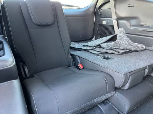 Certified 2022 Subaru Ascent Premium w/ Convenience Package AWD/4WD image 23