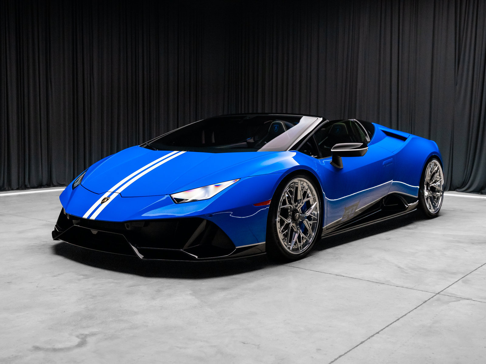Used 2024 Lamborghini Huracan EVO AWD/4WD image 23