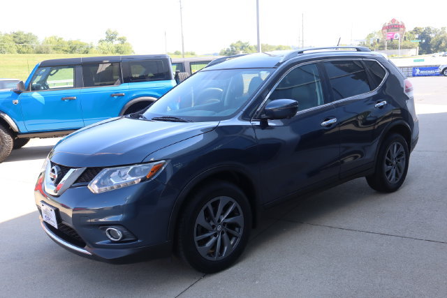 Used 2016 Nissan Rogue SL w/ SL Premium Package AWD/4WD image 5