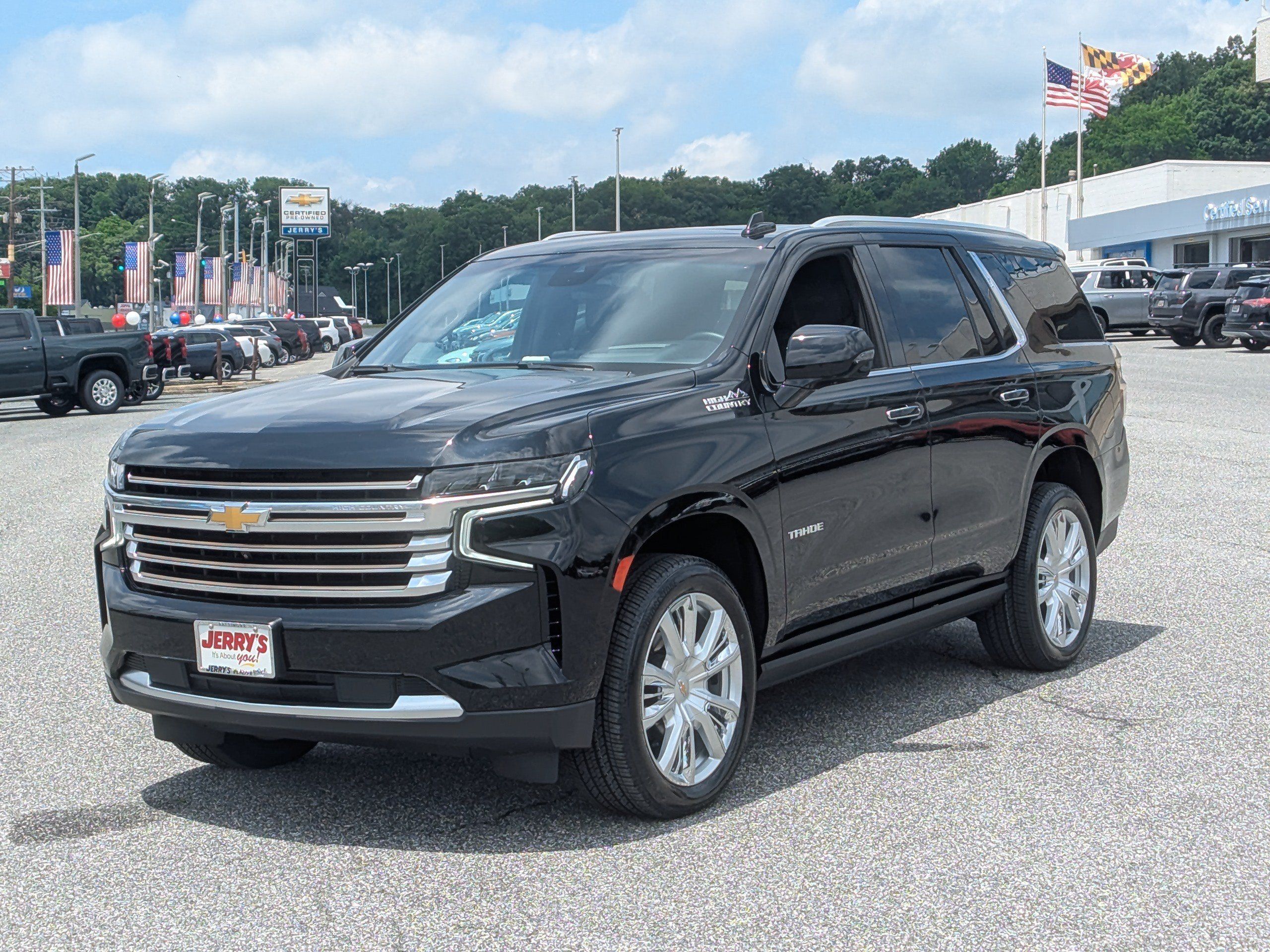 Used 2024 Chevrolet Tahoe High Country AWD/4WD image 4