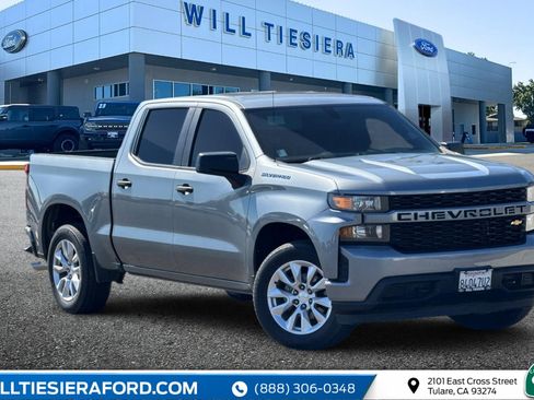 Used 2019 Chevrolet Silverado 1500 Custom w/ Trailering Package image 1