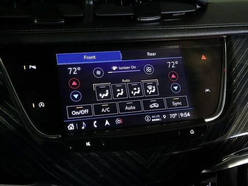 Used 2023 Cadillac XT6 Premium Luxury w/ LPO, Floor Liner Package AWD/4WD image 22