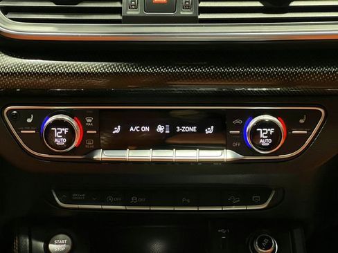 Used 2019 Audi SQ5 Premium Plus w/ Premium Plus Package image 26