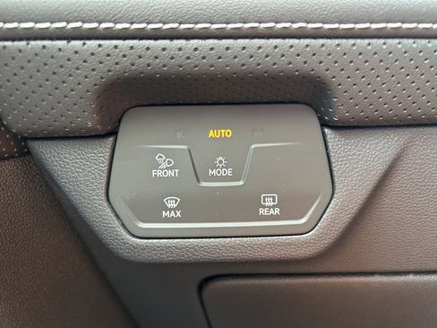New 2026 Volkswagen Atlas SEL AWD/4WD image 32