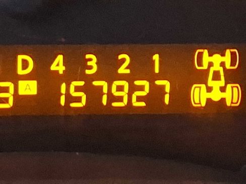 Used 2004 Nissan Titan SE w/ (Bed) Utility Bed Pkg image 19