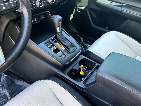 Used 2024 Honda CR-V EX image 17