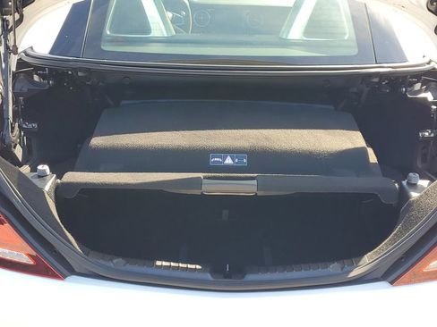 Used 2017 Mercedes-Benz SLC 43 AMG image 14