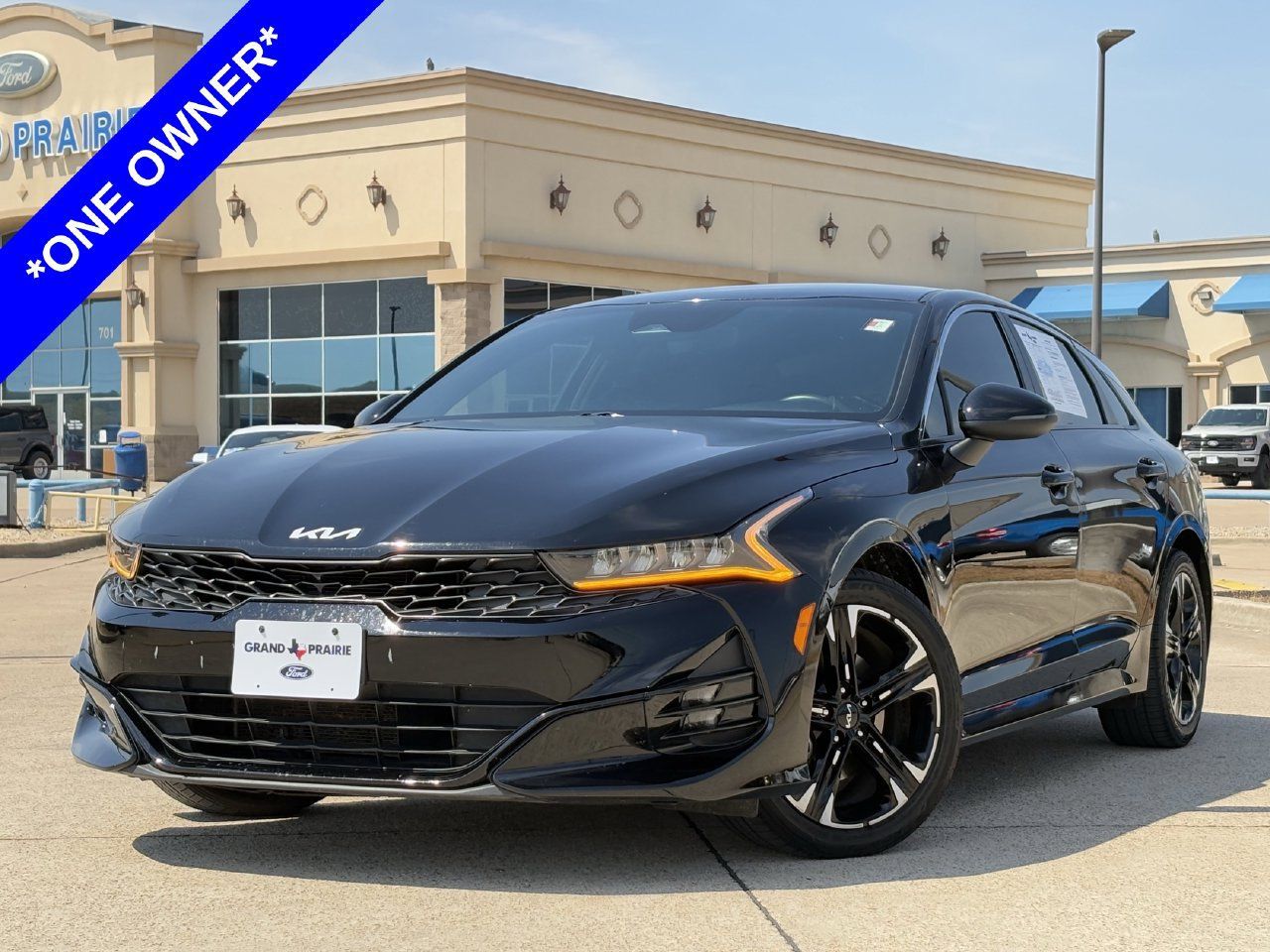 Used 2022 Kia K5 GT-Line AWD/4WD image 2