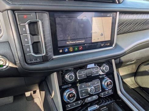 Used 2021 GMC Yukon XL Denali w/ Denali Premium Package image 15