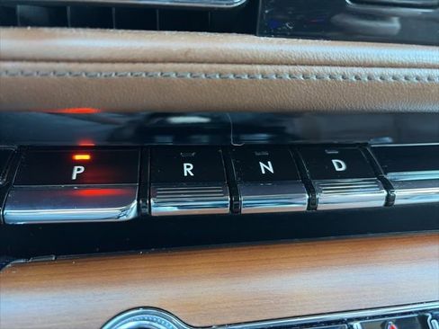 Used 2020 Lincoln Aviator Reserve w/ Equipment Group 202A image 20