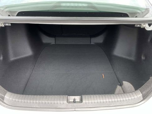 Used 2025 Honda Accord SE image 8