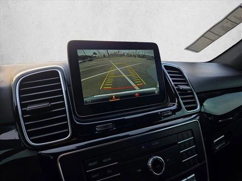 Used 2018 Mercedes-Benz GLE 350 w/ Premium 1 Package image 24