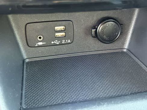 Certified 2022 Subaru Forester Wilderness AWD/4WD image 28