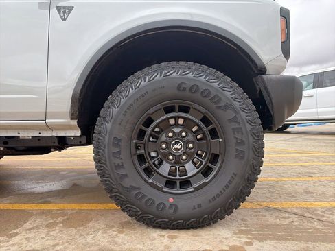 New 2026 Ford Bronco 2-Door w/ Sasquatch Package image 31