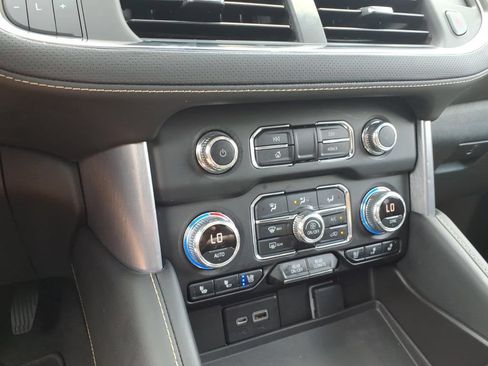 Used 2023 GMC Yukon SLT RWD image 27