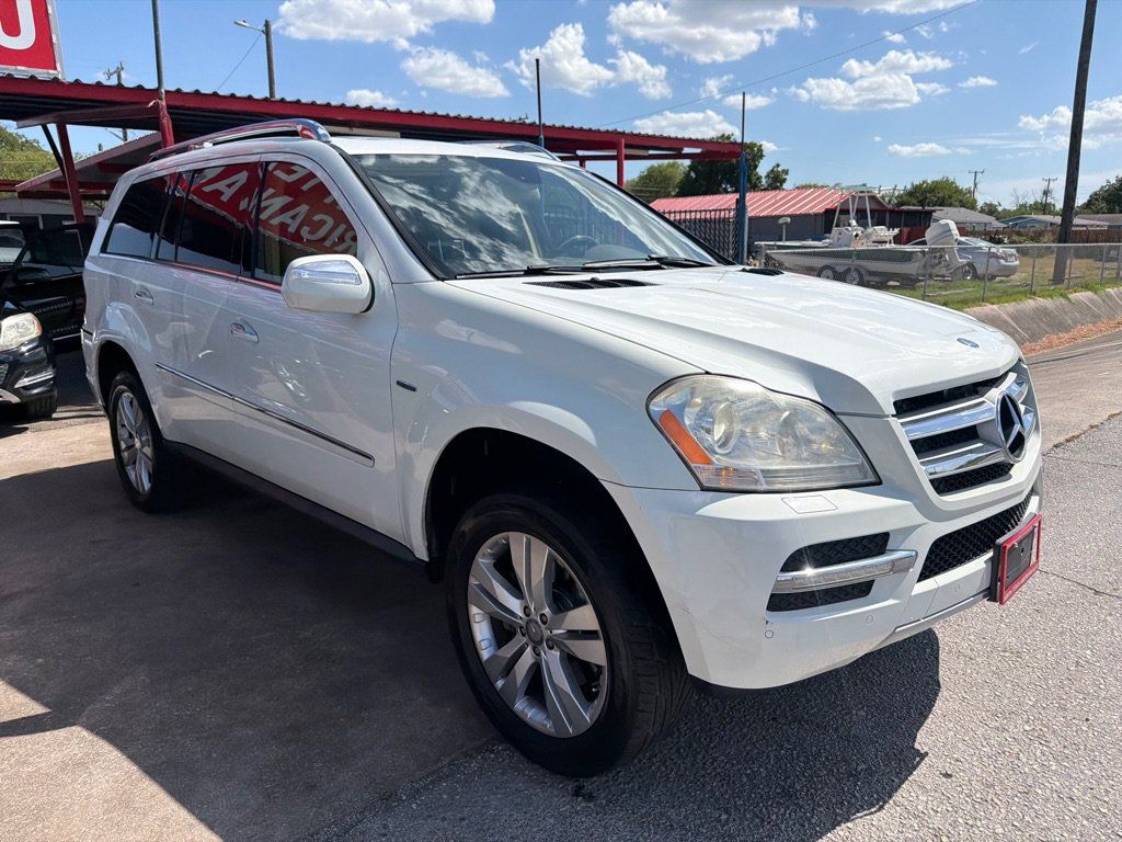 Used 2010 Mercedes-Benz GL 320 BlueTEC 4MATIC image 6