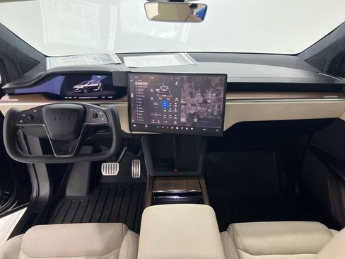 Used 2023 Tesla Model X AWD/4WD image 18