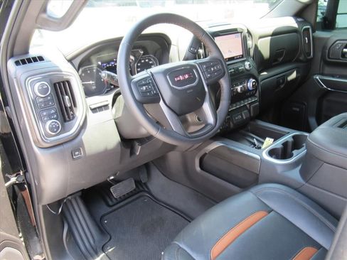 Used 2022 GMC Sierra 1500 AT4 w/ AT4 Premium Package AWD/4WD image 15