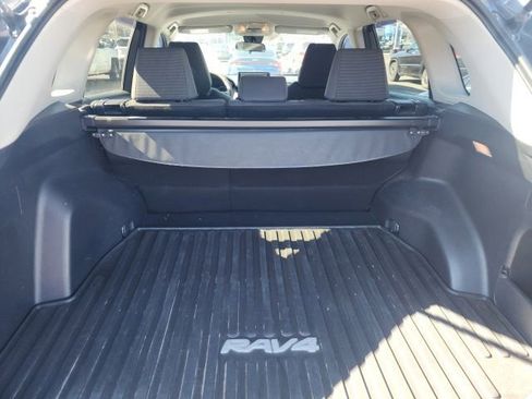 Used 2019 Toyota RAV4 LE w/ All Weather Liner Package image 8