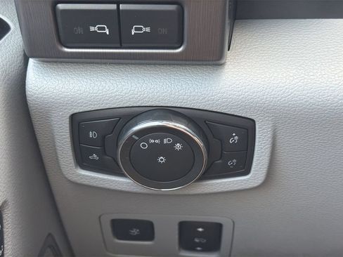 Certified 2022 Ford F450 Limited AWD/4WD image 21