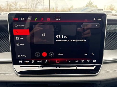 New 2026 Volkswagen Tiguan SE R-Line image 20