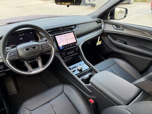 New 2026 Jeep Grand Cherokee L Laredo RWD image 8