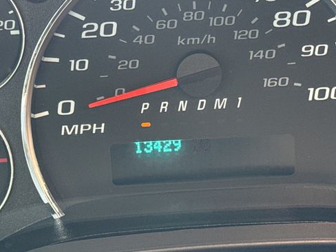 Used 2024 GMC Savana 2500 w/ Driver Convenience Package image 21