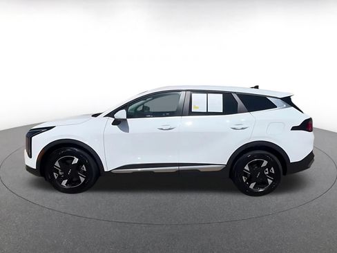 Used 2026 Kia Sportage LX FWD image 11
