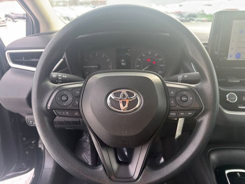 Used 2024 Toyota Corolla LE image 18