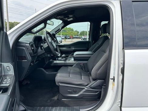 Used 2024 Ford F150 XLT w/ XLT Black Appearance Package RWD image 16