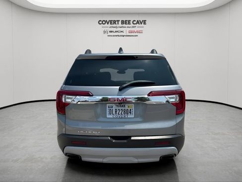 Used 2023 GMC Acadia SLT w/ Preferred Package image 8