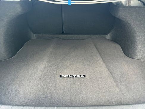 New 2026 Nissan Sentra SR FWD image 11
