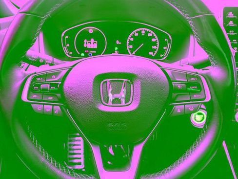 Used 2021 Honda Accord Sport image 32