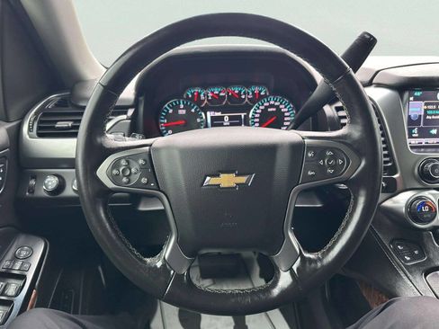 Used 2015 Chevrolet Suburban LTZ AWD/4WD image 27