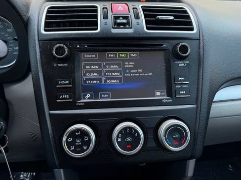 Used 2017 Subaru Forester 2.5i w/ Alloy Wheel Package AWD/4WD image 8