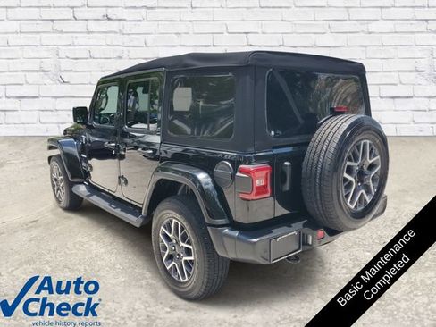 Used 2024 Jeep Wrangler Unlimited Sahara w/ Safety Group AWD/4WD image 2