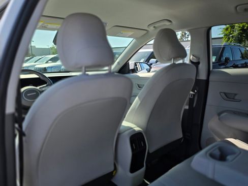 Certified 2025 Hyundai Kona SEL FWD image 17