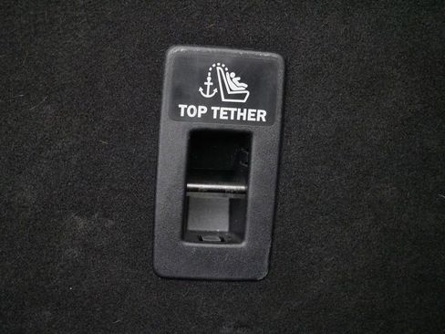 Used 2020 Ford Escape Titanium image 15