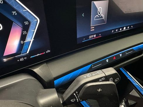 Used 2025 BMW X3 xDrive30i w/ M Sport Package image 22