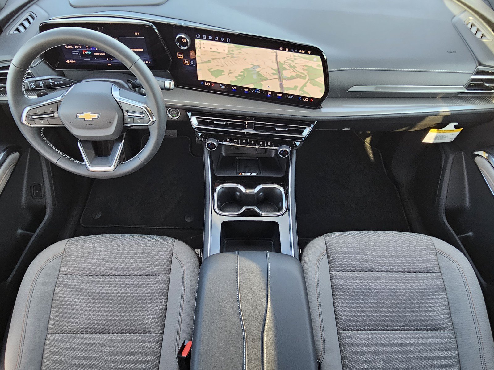 New 2027 Chevrolet Traverse LT w/ Driver Confidence Package FWD image 18