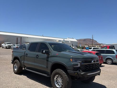 Used 2025 Chevrolet Silverado 1500 ZR2 AWD/4WD image 1