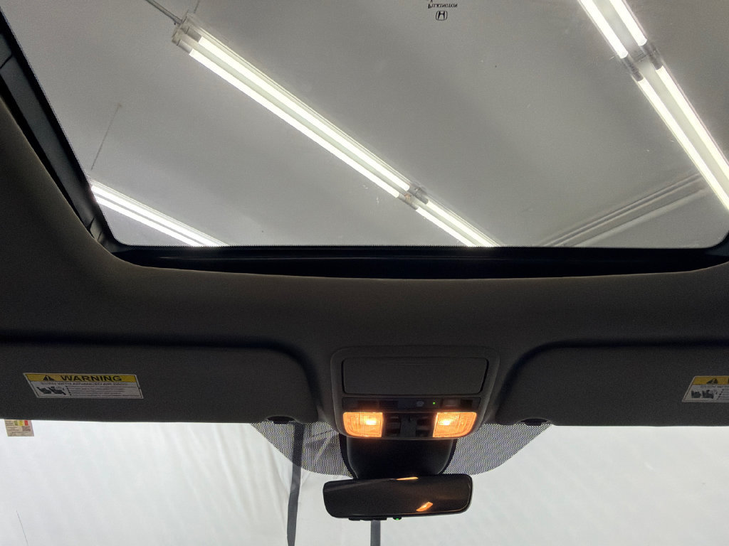 Used 2022 Honda Odyssey Elite image 25